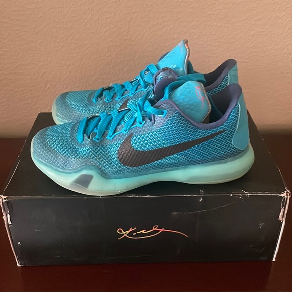 Kobe 10 Blue Lagoon. Size 6y. With Shoebox. - Picture 1 of 5